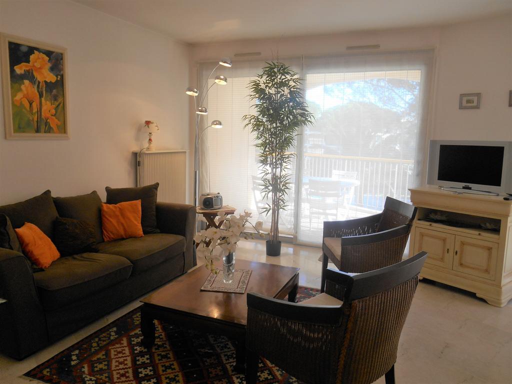 3 Rivieres - Parc Riviera C 6 Daire Mandelieu Dış mekan fotoğraf